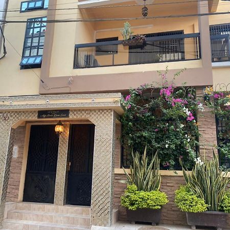 Residence Adja Binta Kane Sour Dakar Bagian luar foto