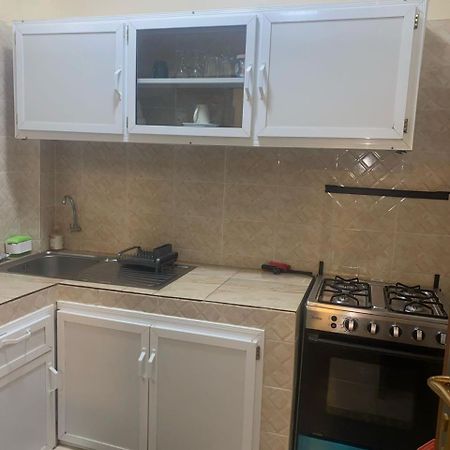 Residence Adja Binta Kane Sour Dakar Bagian luar foto
