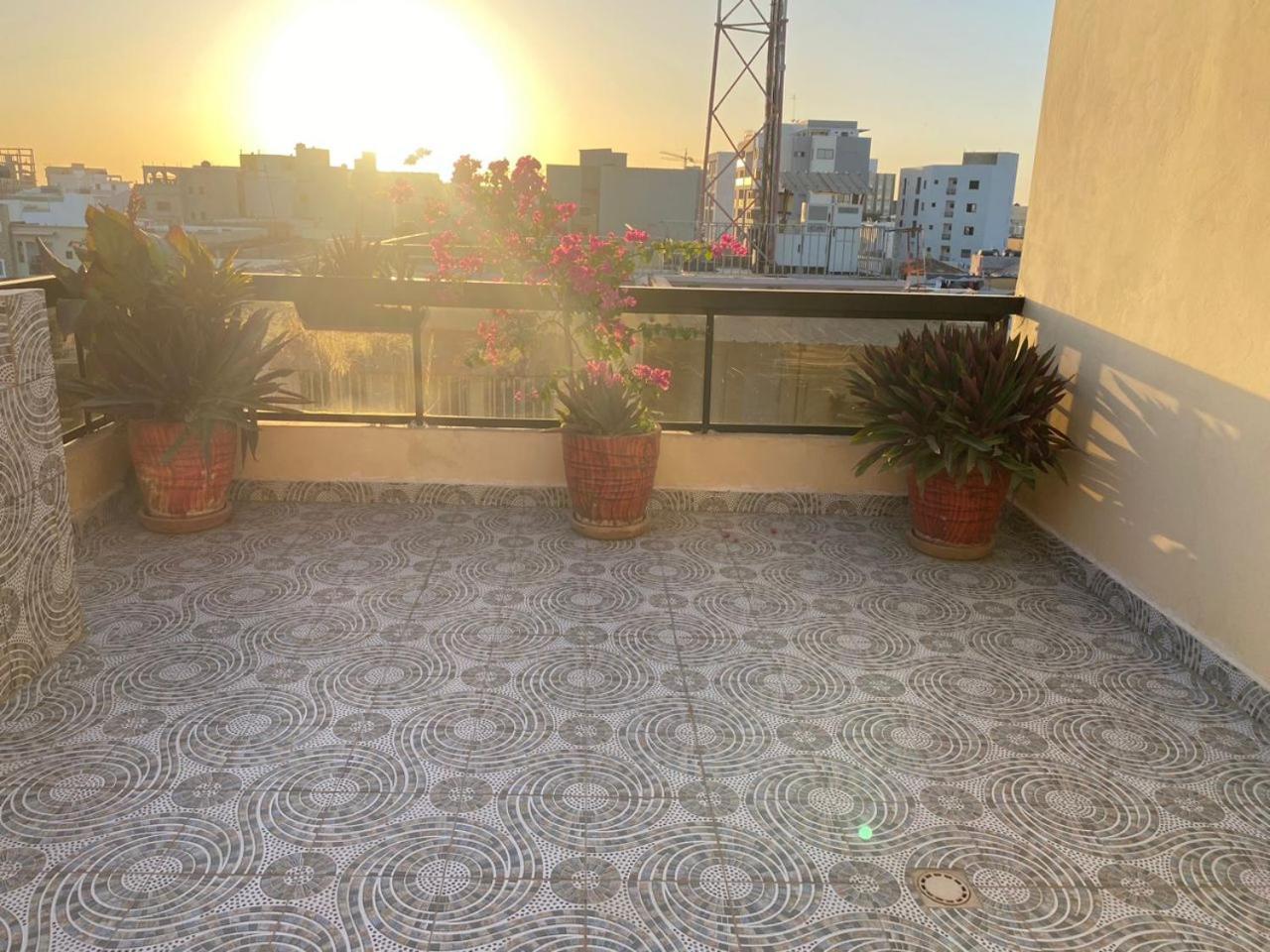 Residence Adja Binta Kane Sour Dakar Bagian luar foto