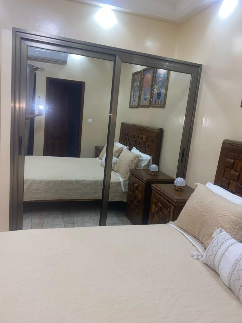 Residence Adja Binta Kane Sour Dakar Bagian luar foto