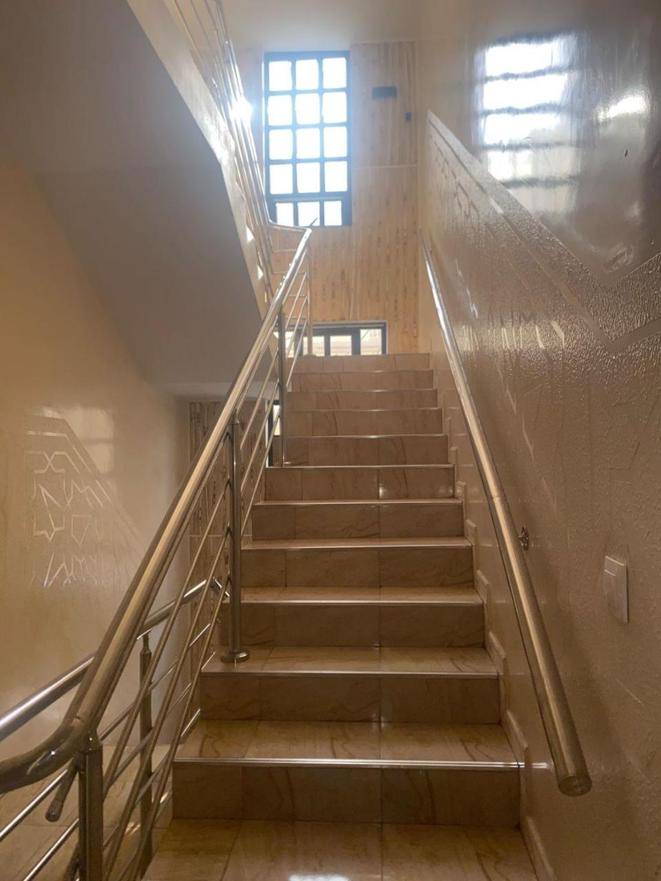 Residence Adja Binta Kane Sour Dakar Bagian luar foto